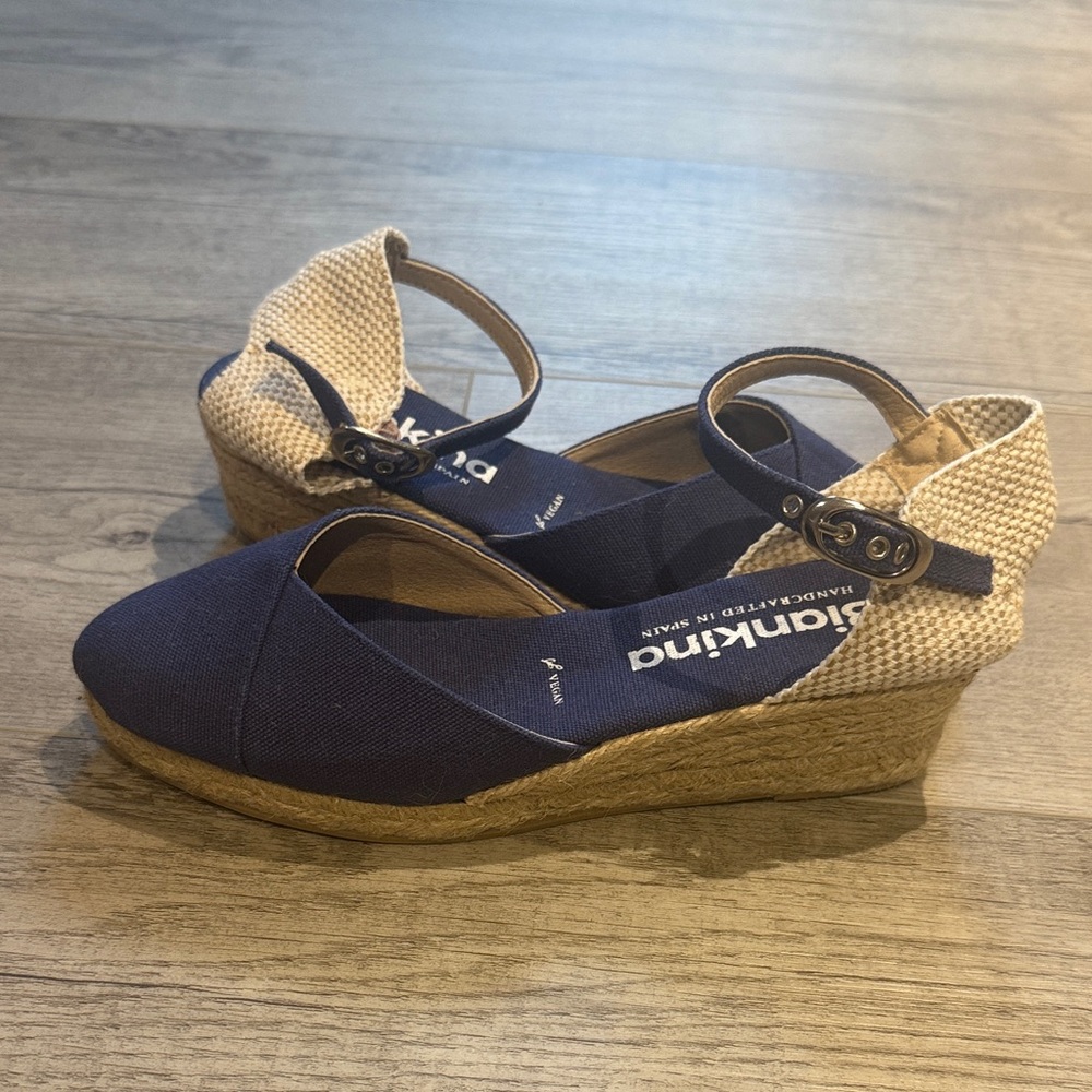 Biankina Women's Navy & Tan Vegan Espadrille Wedges Sz 8 NWOT - Picture 4 of 5